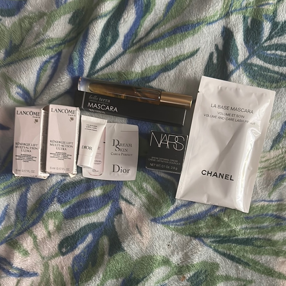 Luxury Beauty Sample lot